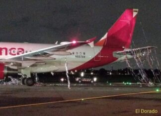 Avianca Airbus A319 hits pyrotechnic balloon on landing at Bogota Airport