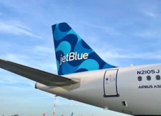 Incident summary: Political announcement on JetBlue flight