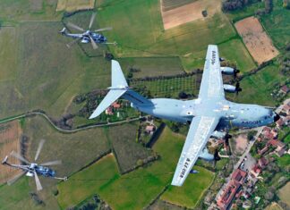 Airbus A400M conducts major helicopter refuelling certification campaign