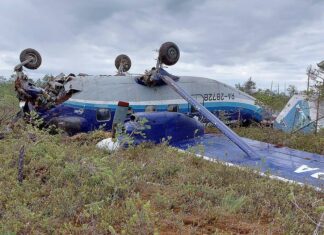 The 19 people onboard an Antonov An-28 alive after emergency landing in Siberia