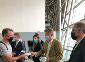 International spotlight on fashion destination Flanders during festive gate event at Brussels Airport