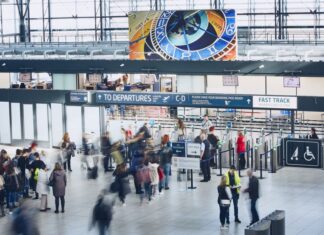 Prague Airport nears pre-pandemic record with 17.8 million passengers in 2025