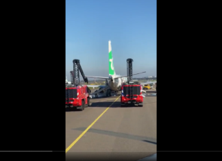 Transavia Boeing 737-800 has small fire on landing gear after landing at Amsterdam Schiphol