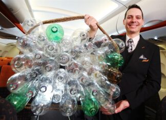 easyJet wins sustainability award for uniforms from recycled bottles
