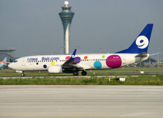 Cargo fire indication on 9 Air Boeing 737-800 forces pilots to divert; emergency evacuation