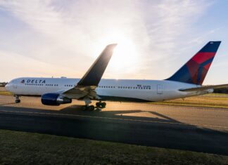 Delta Air Lines flight from Ecuador to Atlanta hits turbulence, injuring three crew