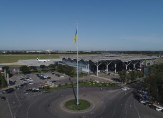 Odessa airport runway destroyed after Russian strike