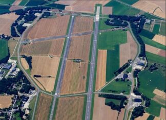 Glider pilot dies in crash at Beauvechain air base, Belgium