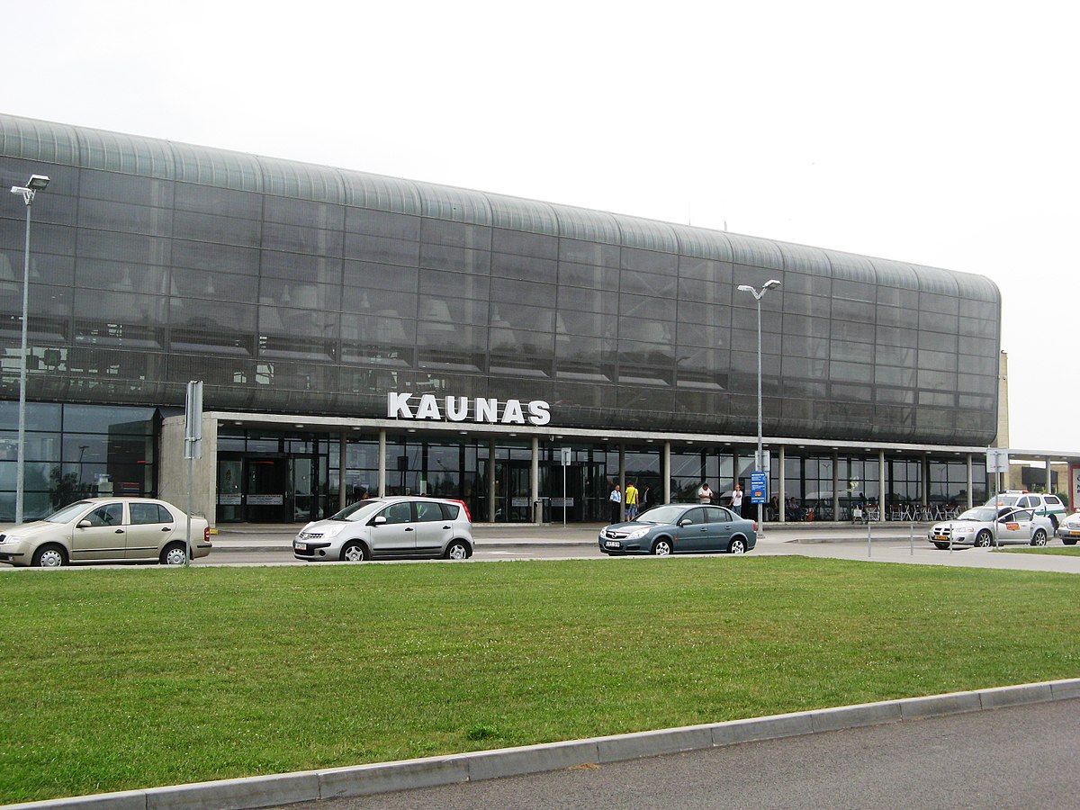 Balandžio mėn. Lietuvos oro uostų statistika: Kauno oro uostas jau lenkia priešepideminį lygį