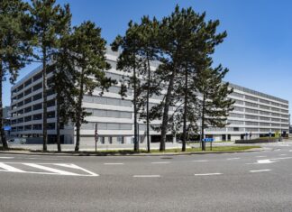 All car parks at Brussels Airport are full