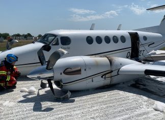 Small aircraft makes gear-up landing at Liège Airport, Belgium during training flight