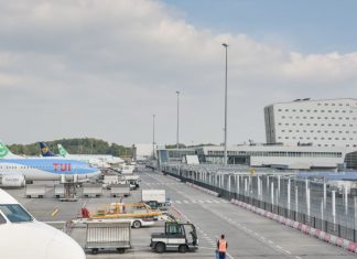 Dutch travel industry warns sky-high flight taxes could push travellers abroad