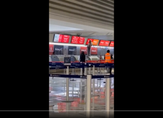 Passenger who was denied boarding after showing up late for her Emirates flight, attacks check-in agent