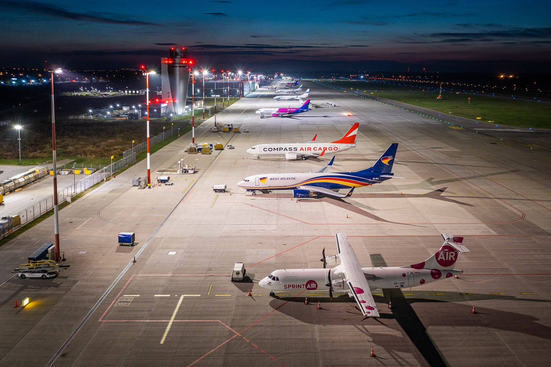 Katowice Airport sets cargo record with over 32,500 tonnes handled in ...
