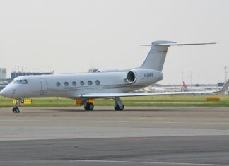 Record number of private jets in Europe and Belgium, used even for very short distances like Kortrijk-Lille (27.8km)