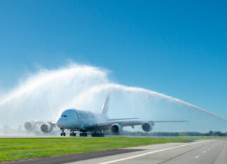 Christchurch welcomes back Emirates’ A380 Christchurch welcomes back Emirates’ A380