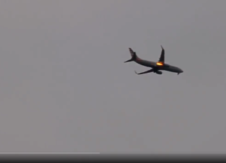 American Airlines Boeing 737-800 suffers engine failure after take-off Columbus, Ohio, U.S.