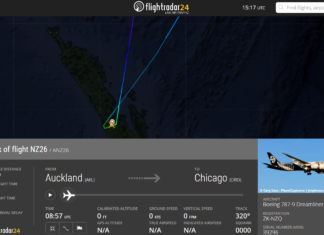 Air New Zealand Boeing 787-9 heads back to Auckland after “fuel usage discrepancy”