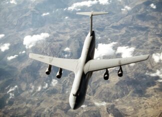 U.S. Air Force C-5 Galaxy lands in Malmö, Sweden