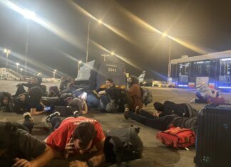 Sirens and explosions in Tel Aviv prompt airport security measures