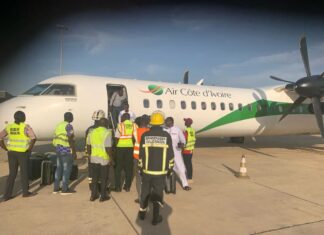 Air Côte d’Ivoire De Havilland Canada DHC-8-400 carrying Gambian national football team to AFCON safely returns to Banjul Airport