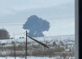 Russian military Ilyushin Il-76 crashes in the Belgorod region, Russia