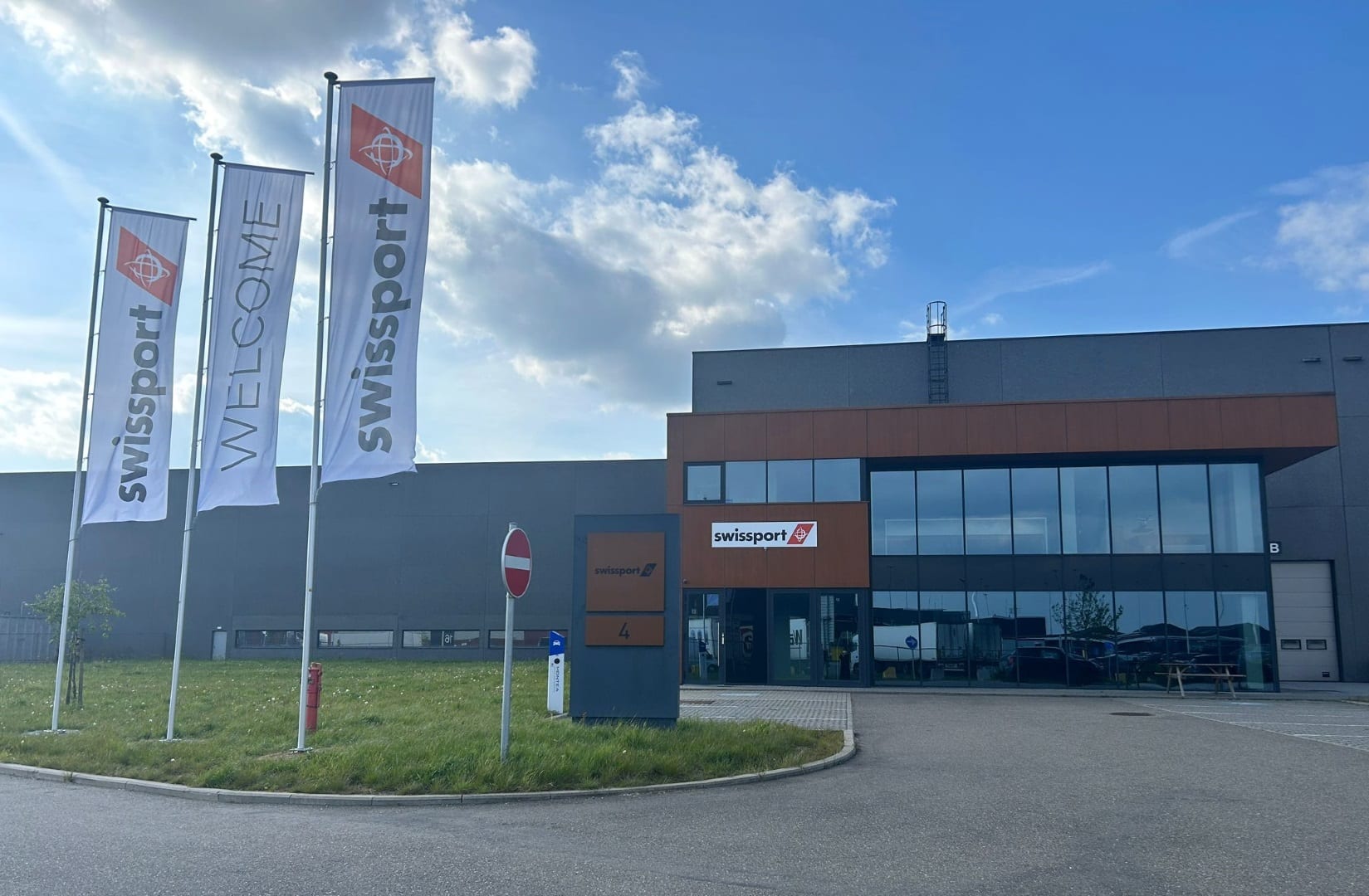 Swissport expands operations with third air cargo centre in Liège, Belgium