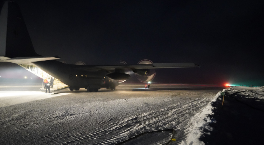 Royal New Zealand Air Force conducts rare mid-winter medical evacuation from Antarctica