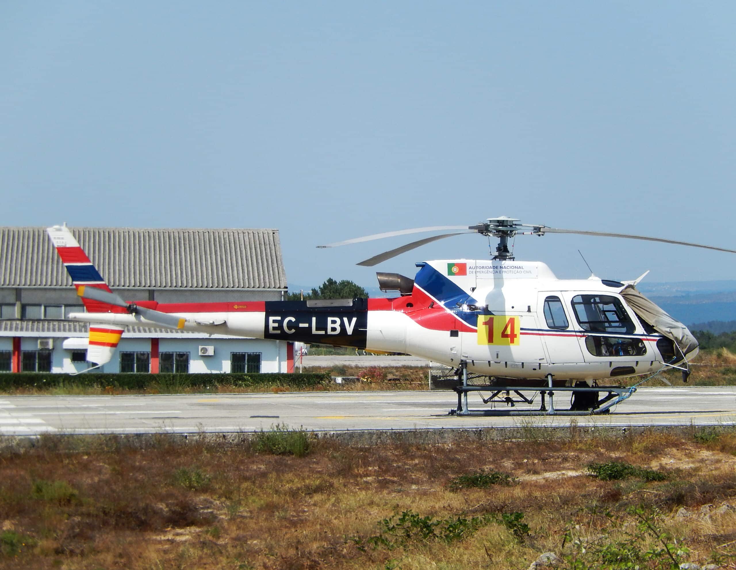 Portugal firefighting crash: investigators cite severe pilot training and oversight failures