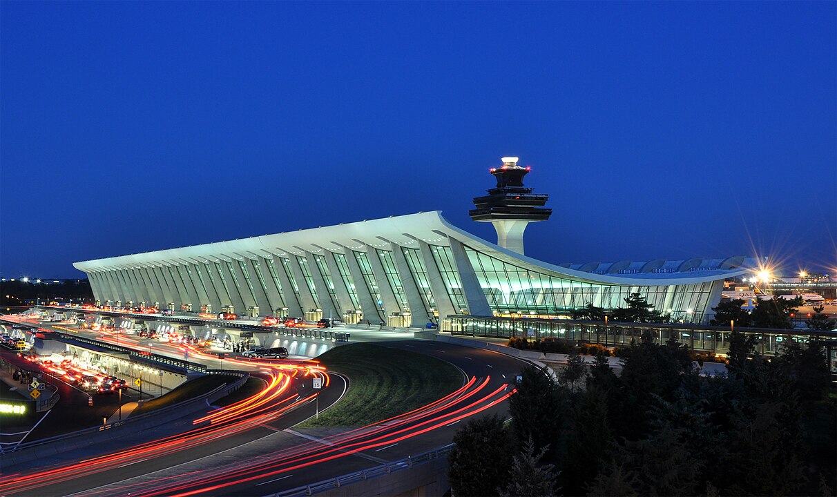 Proposal to rename Washington Dulles Airport after Trump sparks debate