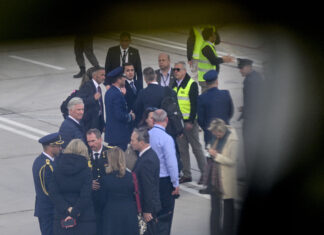 Belgian Royals and delegation still stuck in Chile; Hi Fly aircraft needs green light from authorities