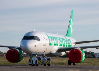 Transavia unveils fresh livery on first Airbus A320neo