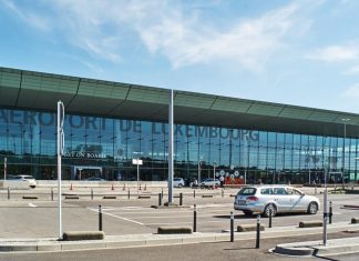 Flights diverted at Luxembourg after small plane misses landing