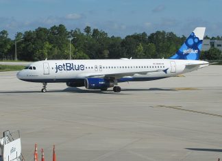 JetBlue flight returns to Newark, emergency evacuation and brief airport shutdown