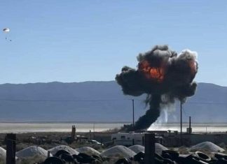 U.S. Air Force Thunderbird pilot ejects safely before F-16 crash in California desert
