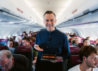 Eurowings puts gourmet twist on classic currywurst with new in-flight offering