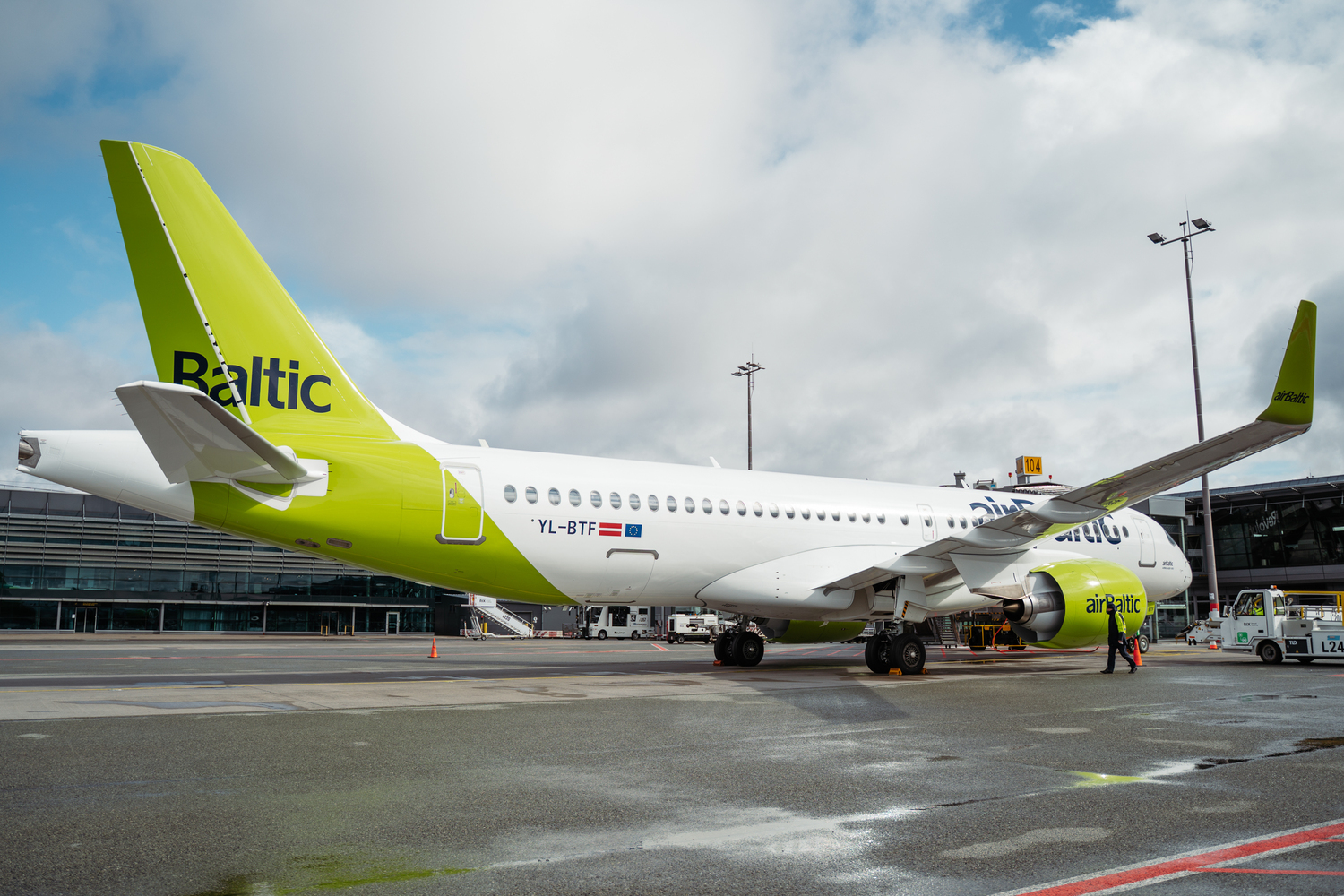 airBaltic expands fleet with fourth A220-300 delivery of 2026