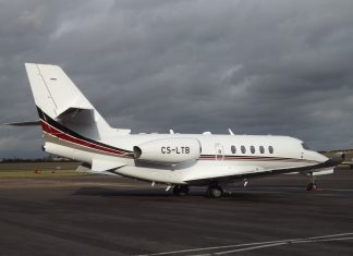Bystanders pull survivors from burning NetJets Citation after highway crash in Texas