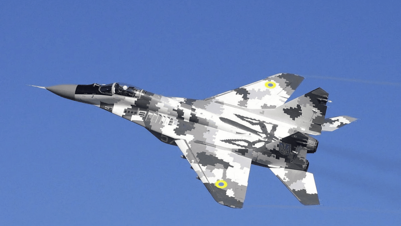 Ukrainian MiG-29 crashes during combat mission, pilot ejects safely