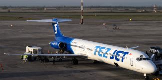 EX-80003 - Tez Jet - McDonnell Douglas MD-83 © Simon De Rudder