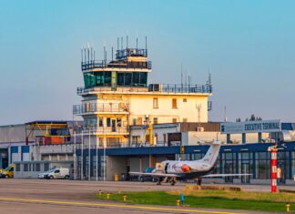 Charleroi air traffic controllers to launch series of night strikes