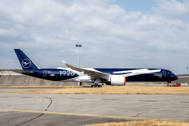 Lufthansa's first Airbus A350-1000 receives special centenary