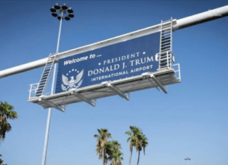 United offers free flight changes for passengers avoiding proposed Trump-named airport