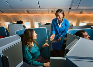 KLM adds premium seats to Aruba and Bonaire services