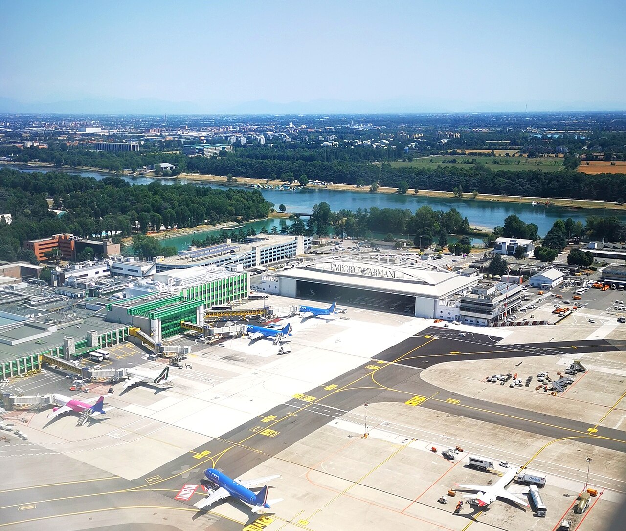 Italian air traffic control failure delays Brussels flights